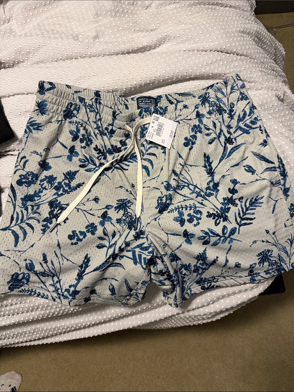 Men's Floral Knit Drawstring Shorts - Blue on Gray pockets